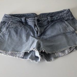 American eagle shorts.